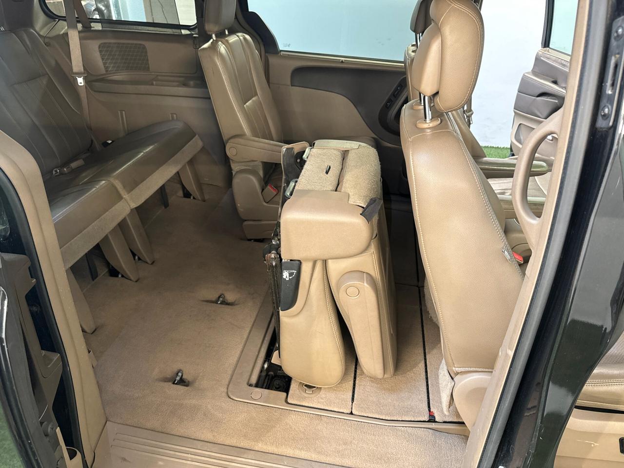 Lancia Voyager 2.8 Gold 163 CV FULL OPTIONAL 7POSTI