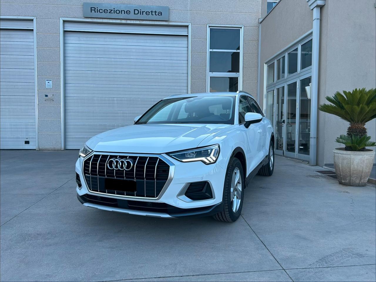 Audi Q3 35 TDI S tronic Business Advanced