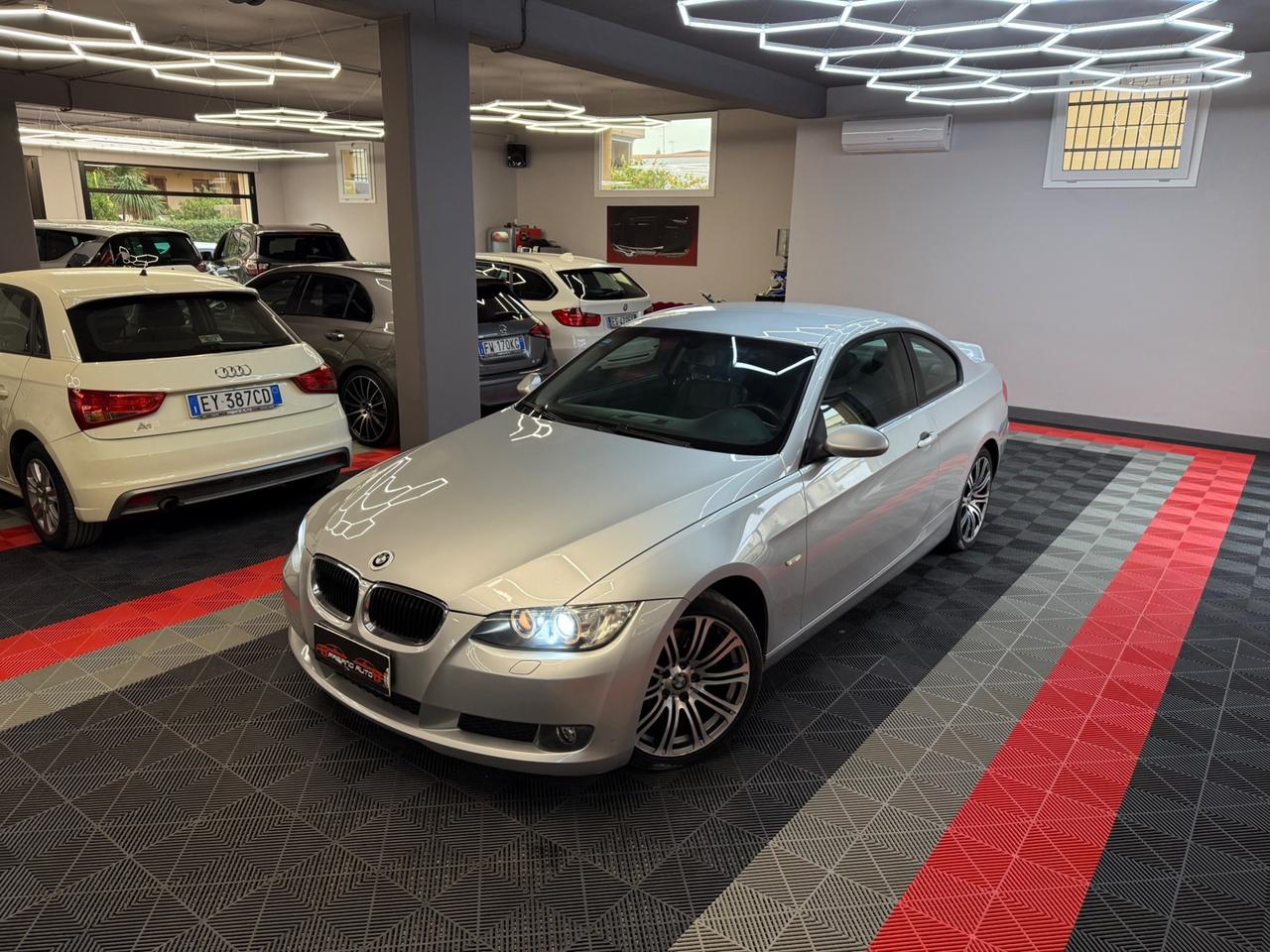 Bmw 320d serie 3 e92 - FABIANOAUTO