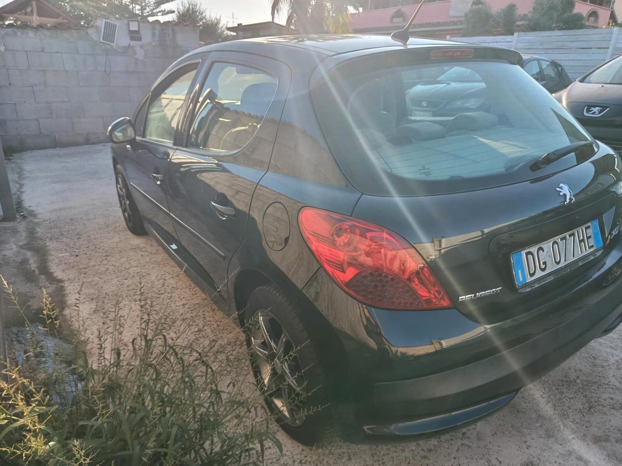 Peugeot 207 1.6 HDi 90CV 5p. XS