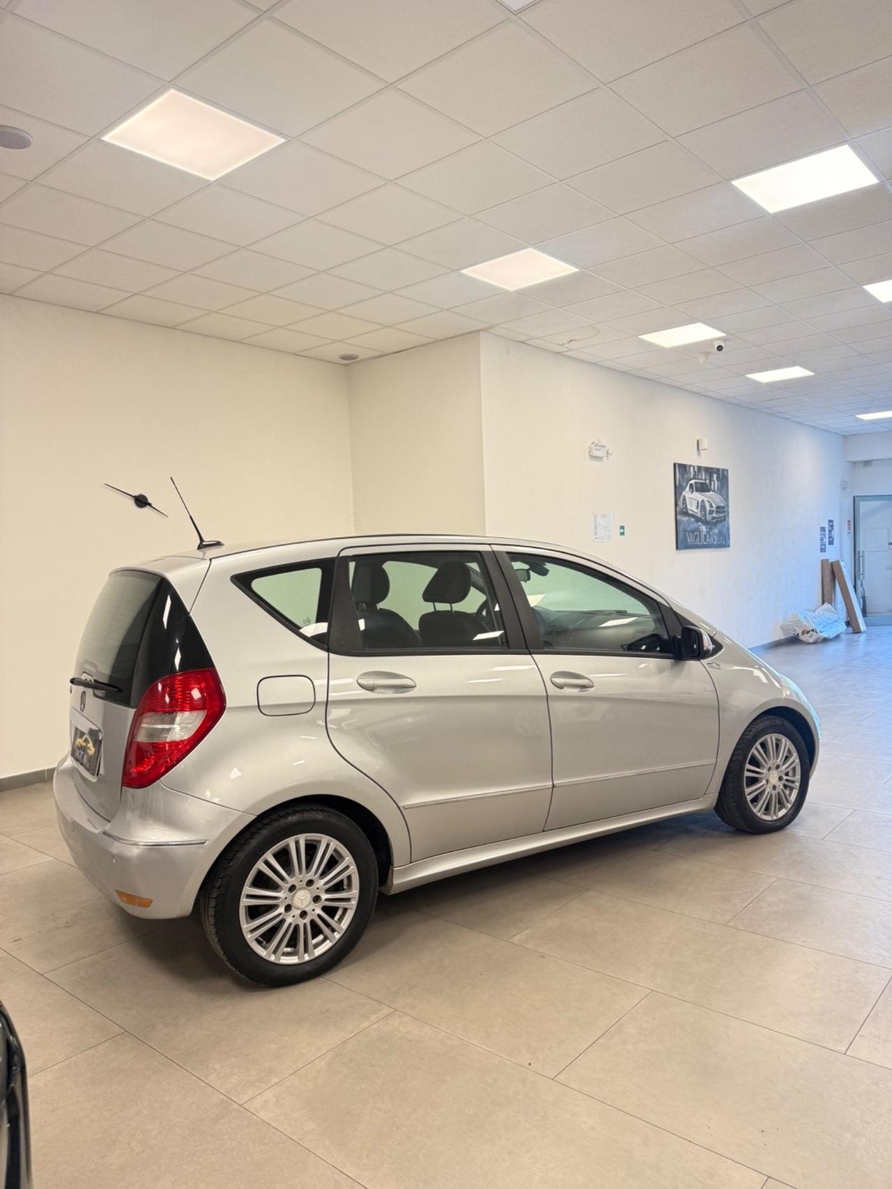 Mercedes-benz A 170 180 BlueEFFICIENCY Avantgarde