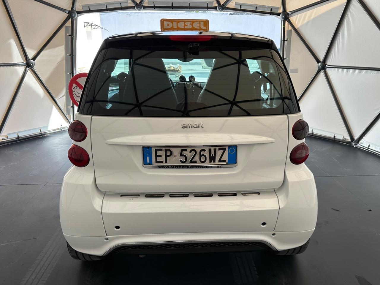 Smart ForTwo 800 40 kW coupé passion cdi IDROGUIDA E 24 mesi di garanzia