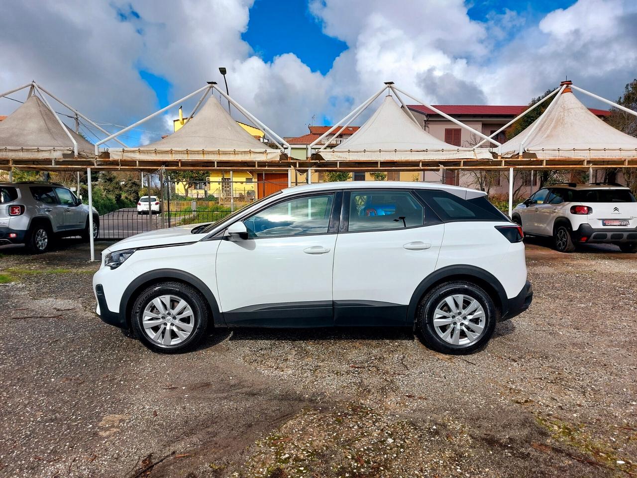 Peugeot 3008 1.5 130CV Business EAT8 Business-2020