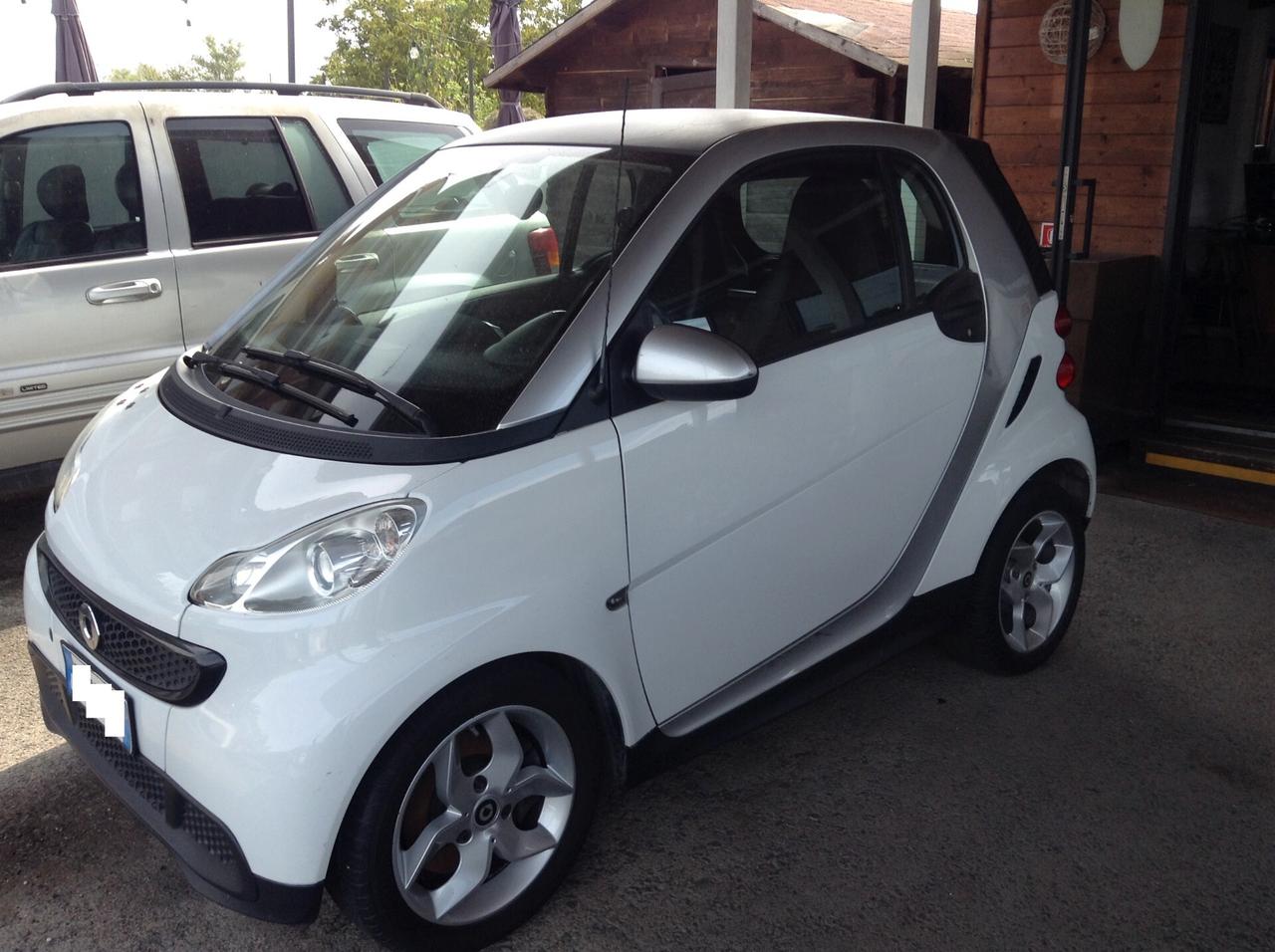 Smart ForTwo 1000 52 kW coupé passion RESTYLING, INTERNI IN PELLE, BELLISSIMA!!!