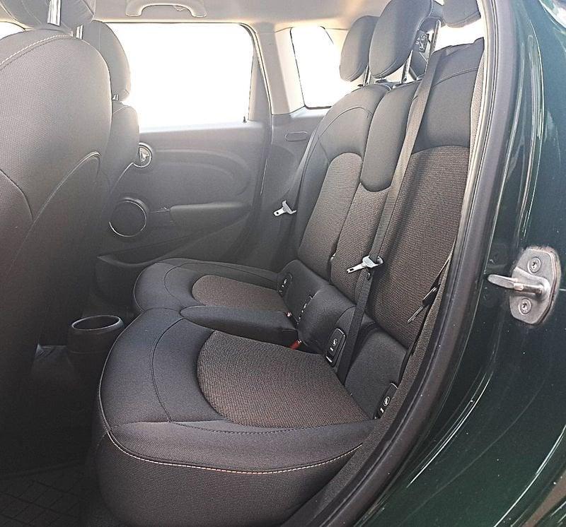 MINI Mini 5 porte 1.5 Cooper D 5p Business auto