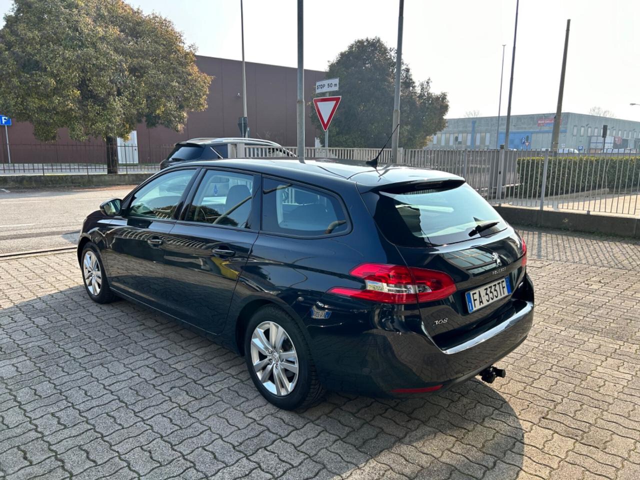 Peugeot 308 gancio traino 1.6 BlueHDi CV120