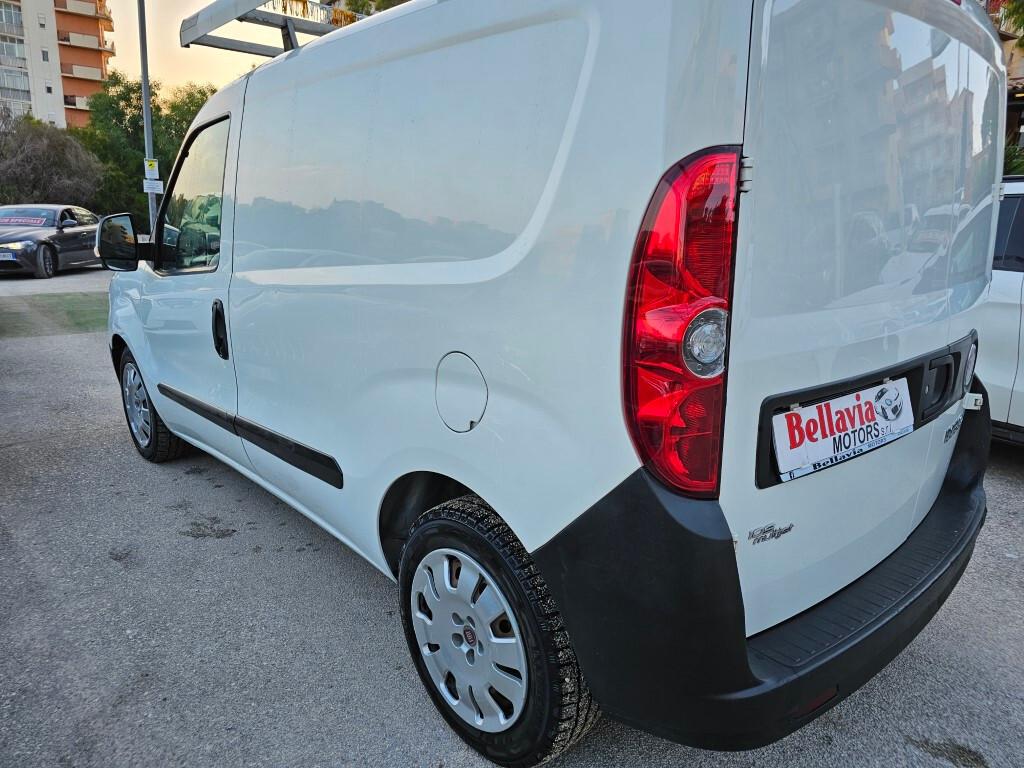 Fiat Doblo 1.6 MJTD 105CV CON SCAFFALI