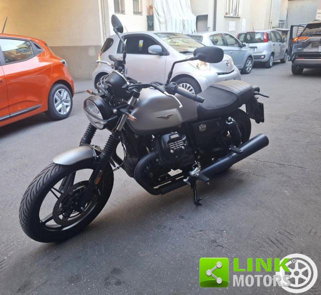 MOTO GUZZI V7 STONE CON SOLI 1700 KM