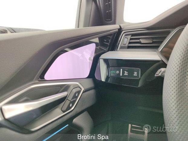 Audi Q8 e-tron SPB 55 quattro S line edition