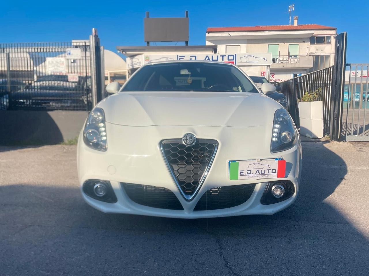 Alfa Romeo Giulietta 1.6 JTDm-2 105 CV Exclusive