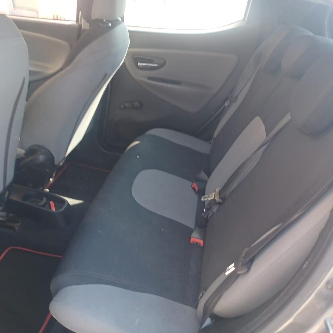 LANCIA YPSILON 1.2 FIRE NEOPATENTATI