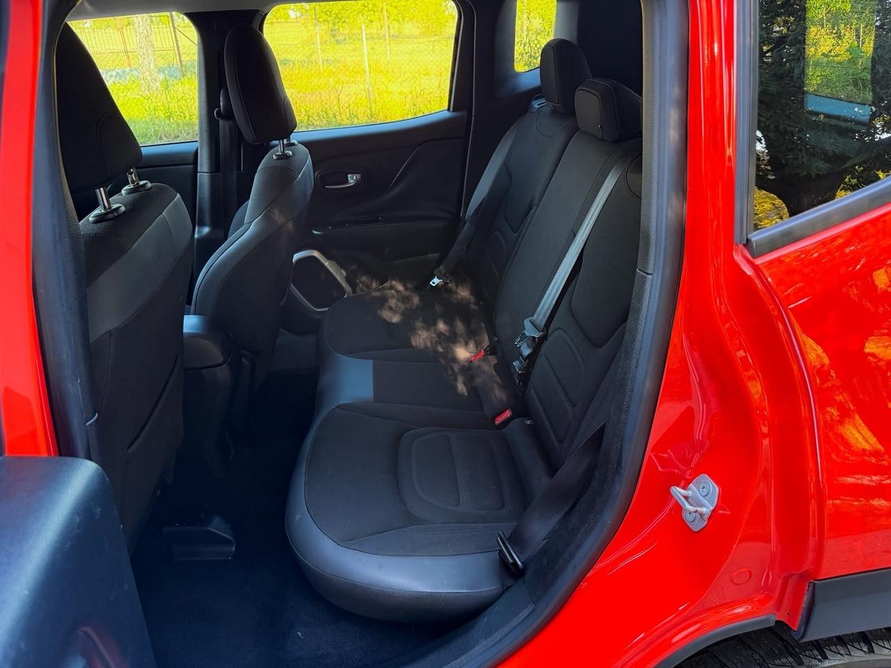 Jeep Renegade 1.6 Mjt 120 CV Dawn of Justice
