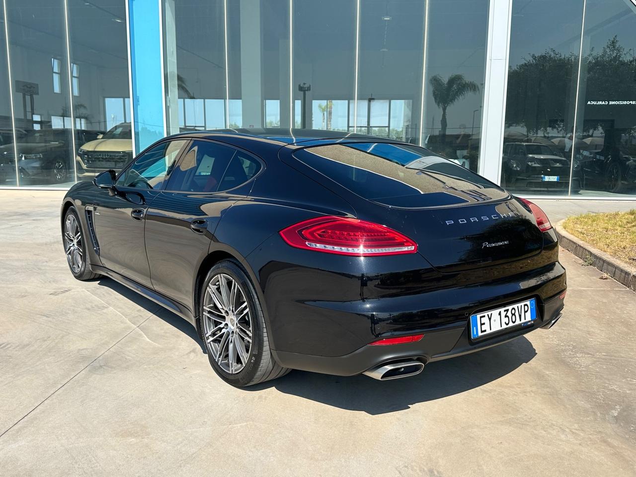 Porsche Panamera 3.0 300cv IVA ESPOSTA