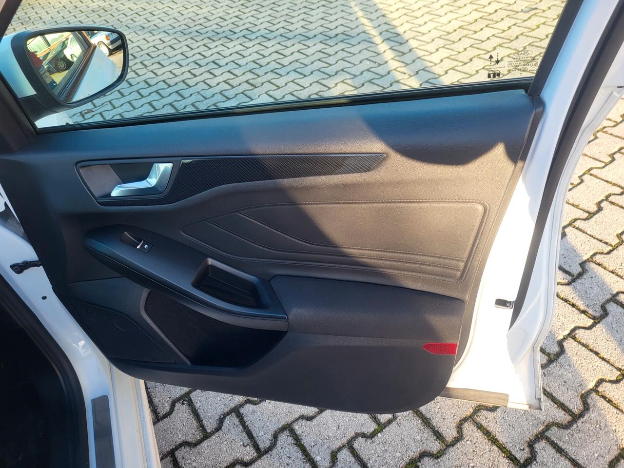 Ford Focus 1.5 EcoBlue 120 CV 5p. ST-Line