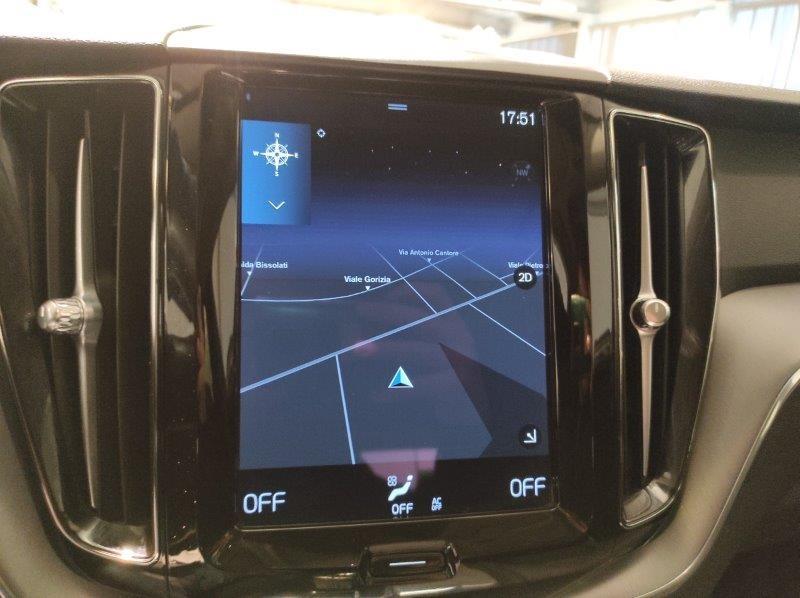 VOLVO XC60 (2017-->) - XC60 T6 Recharge Plug-in Hybrid AWD Inscription Expression