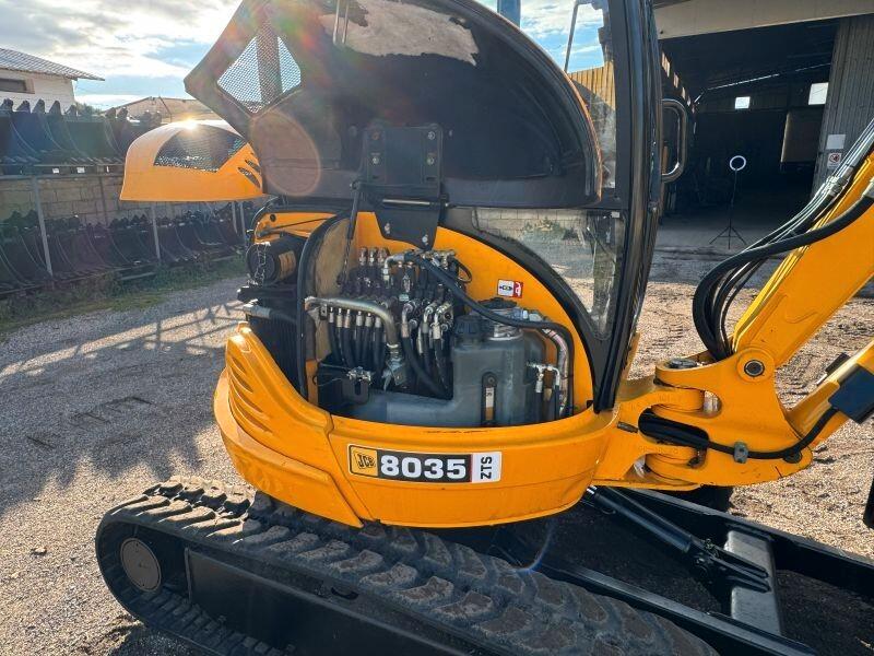 MINIESCAVATORE JCB 8035 ZTS GIROSAGOMA