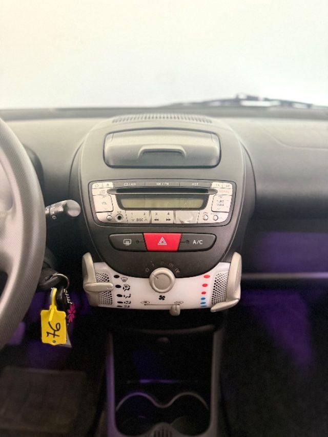 TOYOTA Aygo 1.0 12V VVT-i 5 porte Cool Soda Connect
