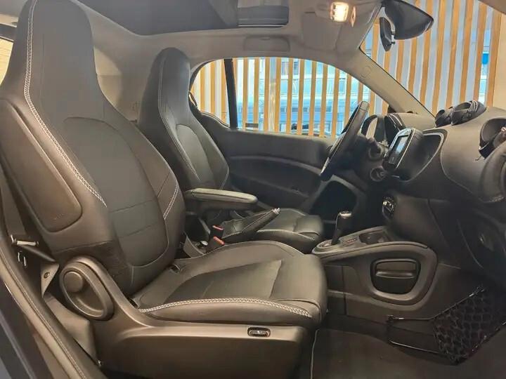 smart forTwo BRABUS eQ 41KW MAX RANGE 159KM FULLOPTI GARANZIA