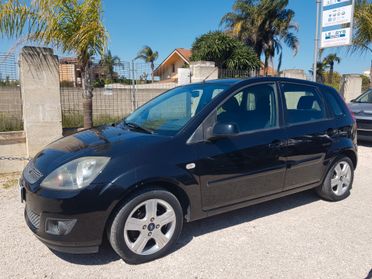 Ford Fiesta 1.4 Tdci 70cv Clima Cerchi 5p.