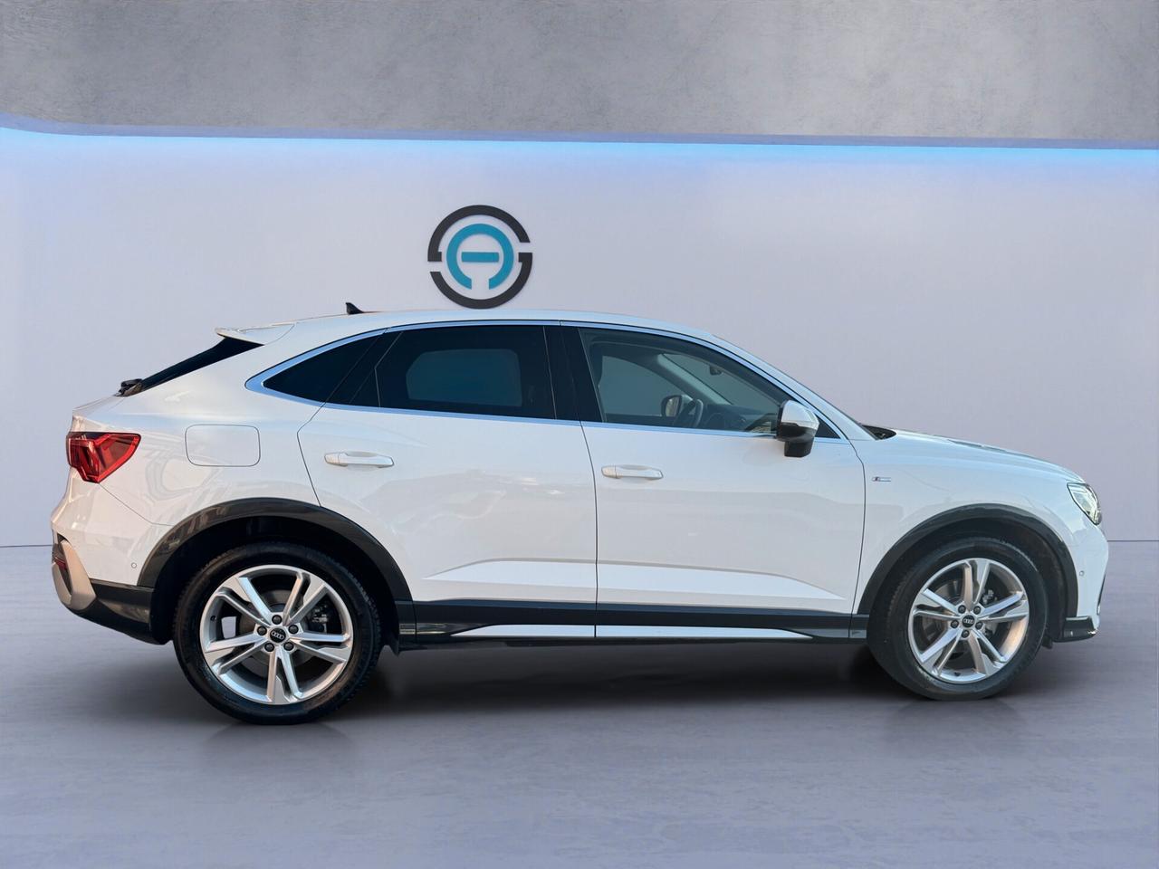 Audi Q3 35 TDI S tronic line edition