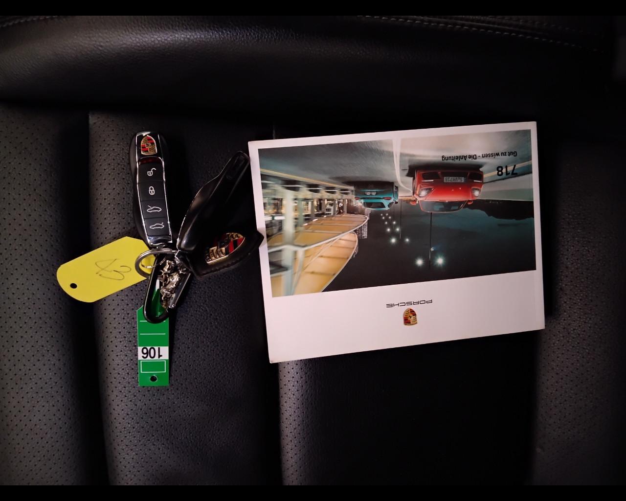 PORSCHE 718 Cayman III 2016 - 718 Cayman 2.0 300cv pdk