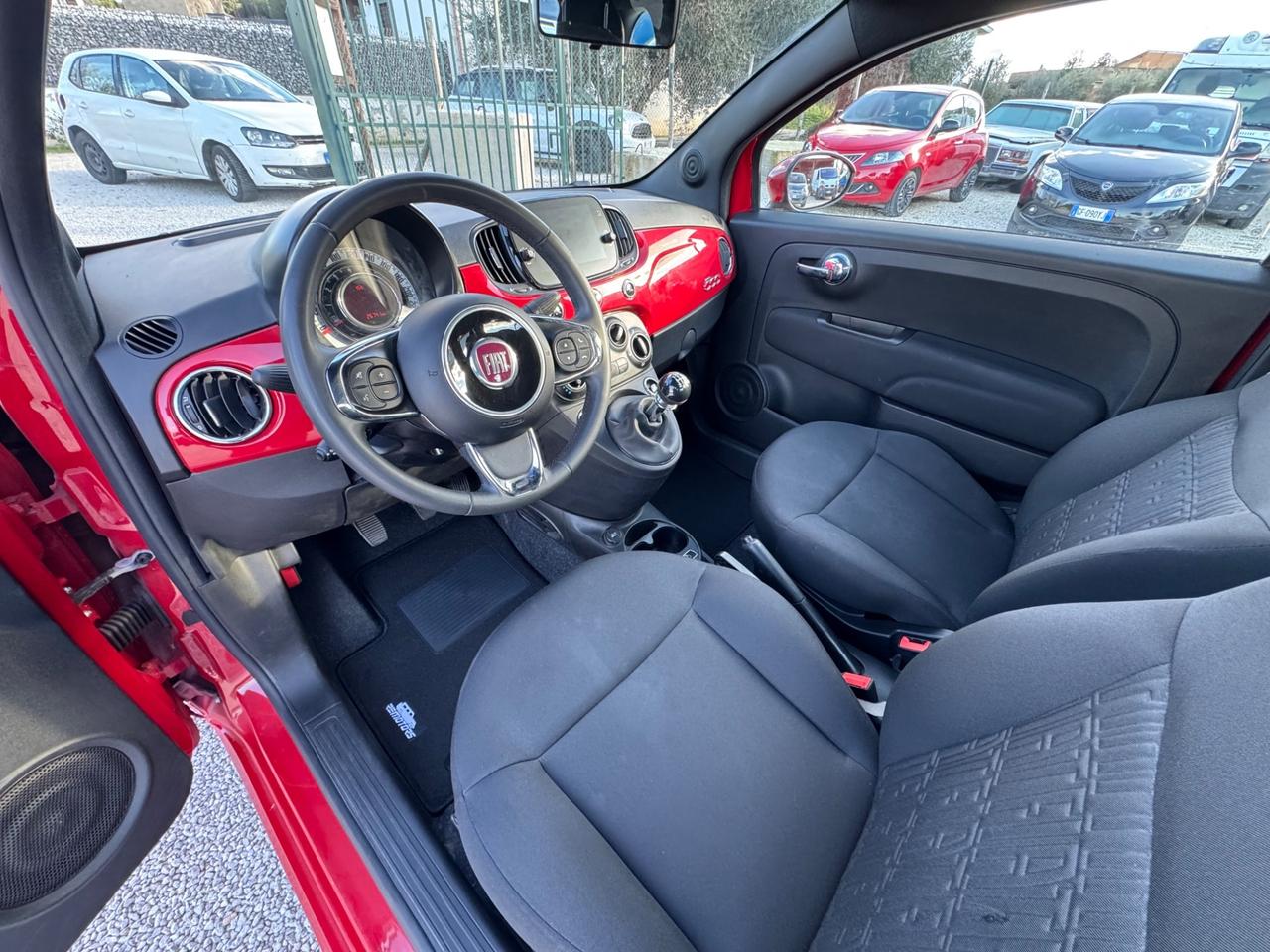 Fiat 500 1.0 Hybrid Red