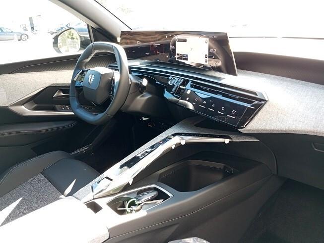 Peugeot 3008 Hybrid 145 e-DCS6 Allure Business