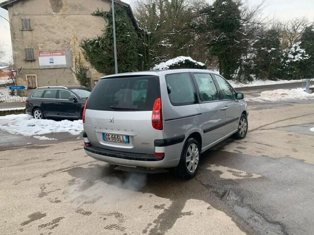 Peugeot 807 in ottimo stato di meccanica 7 posti scomponibili