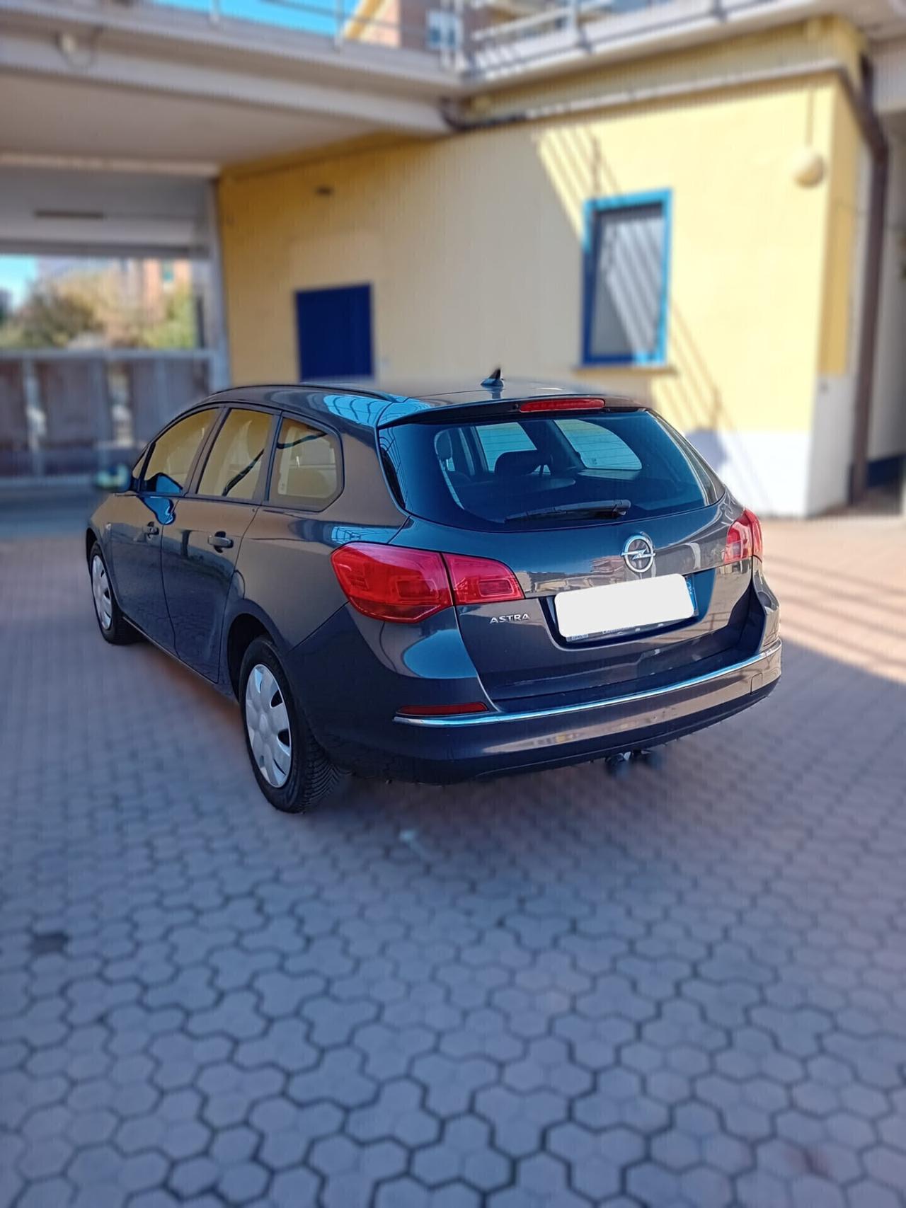 Opel Astra 1.4 Turbo