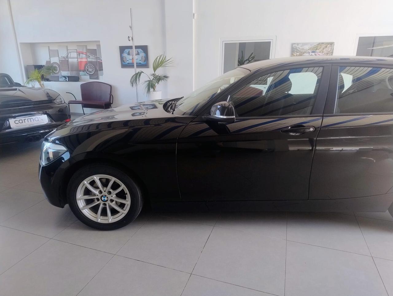 Bmw 116 116d 5p. Urban