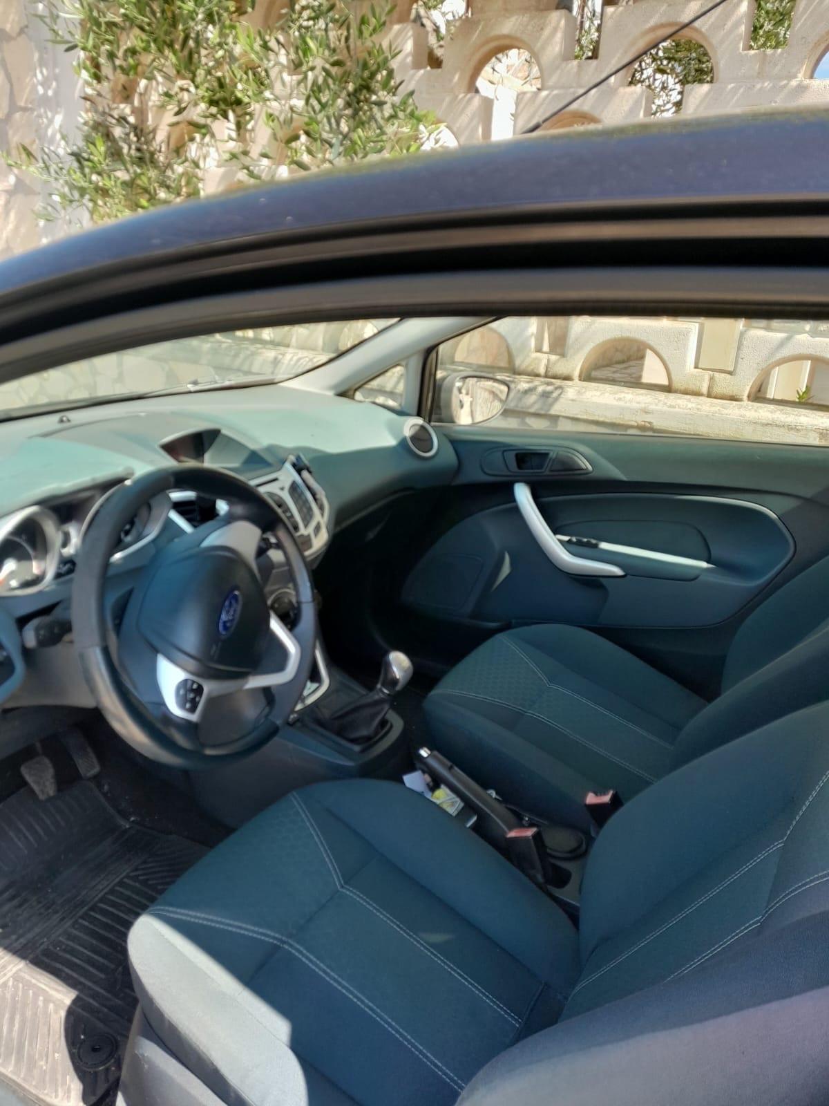 Ford Fiesta 1.4 3 porte Bz.- GPL Titanium