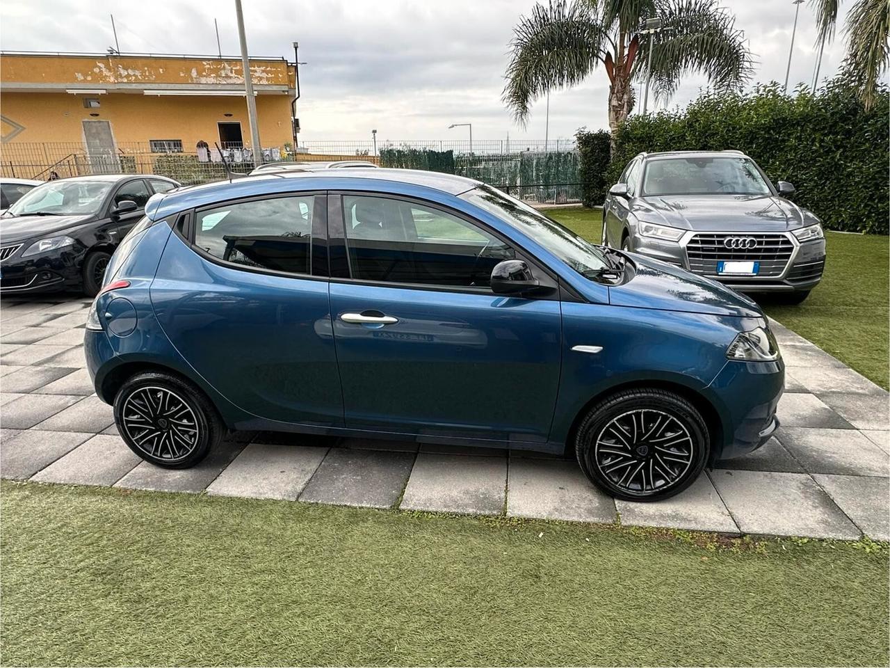 Lancia Ypsilon 1.2 69 CV 5 porte GPL Gold 2022