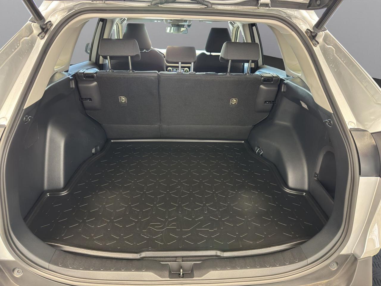 Toyota Rav4 2.5 vvt-ie h Dynamic 2wd 218cv e-cvt