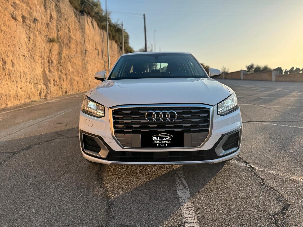 Audi Q2 ADMIRED/1.6 116CV/FARI MATRIX/CAR PLAY