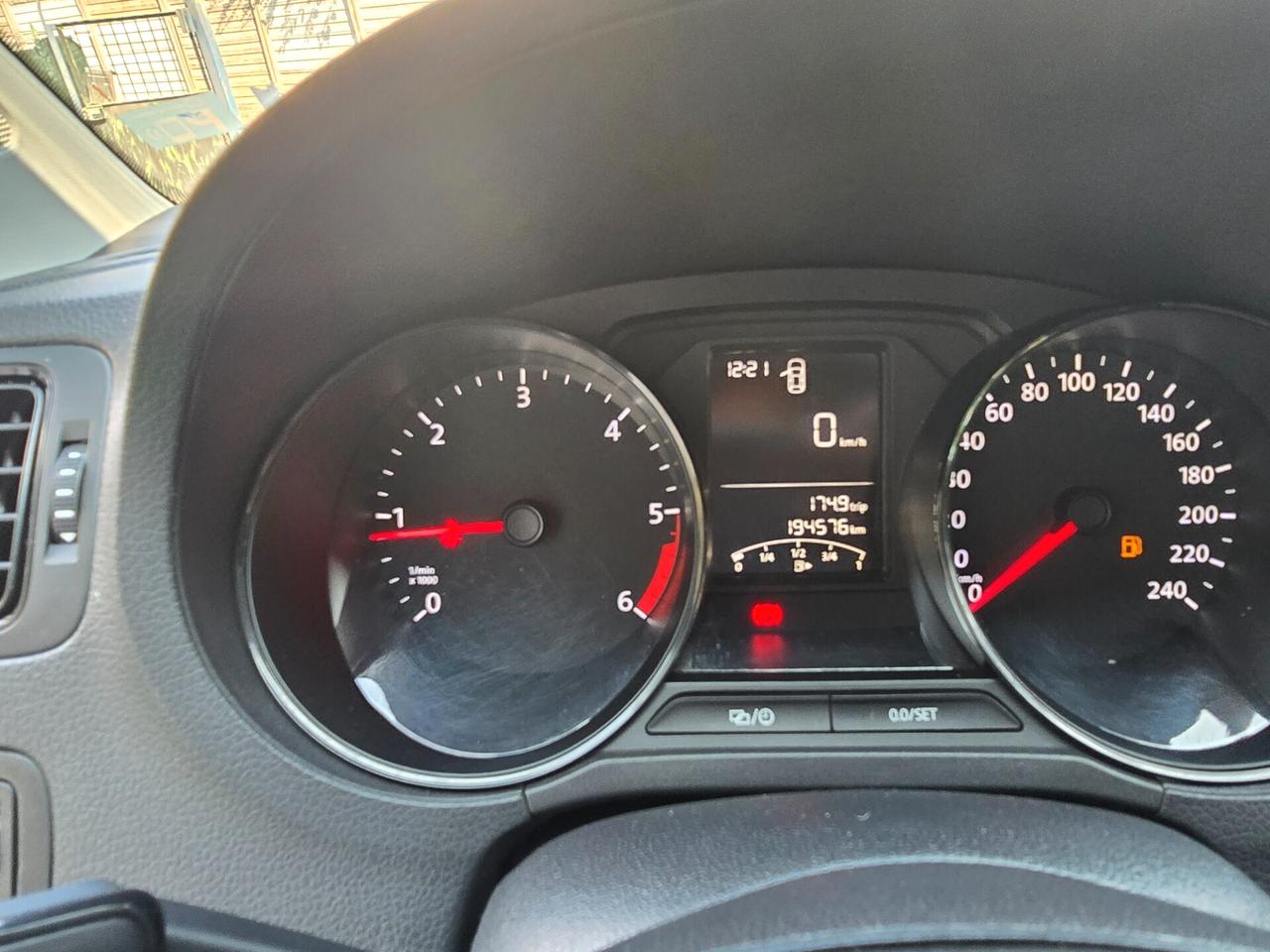 Volkswagen Polo 1.4TDI 75CV EURO6 190000KM-2015