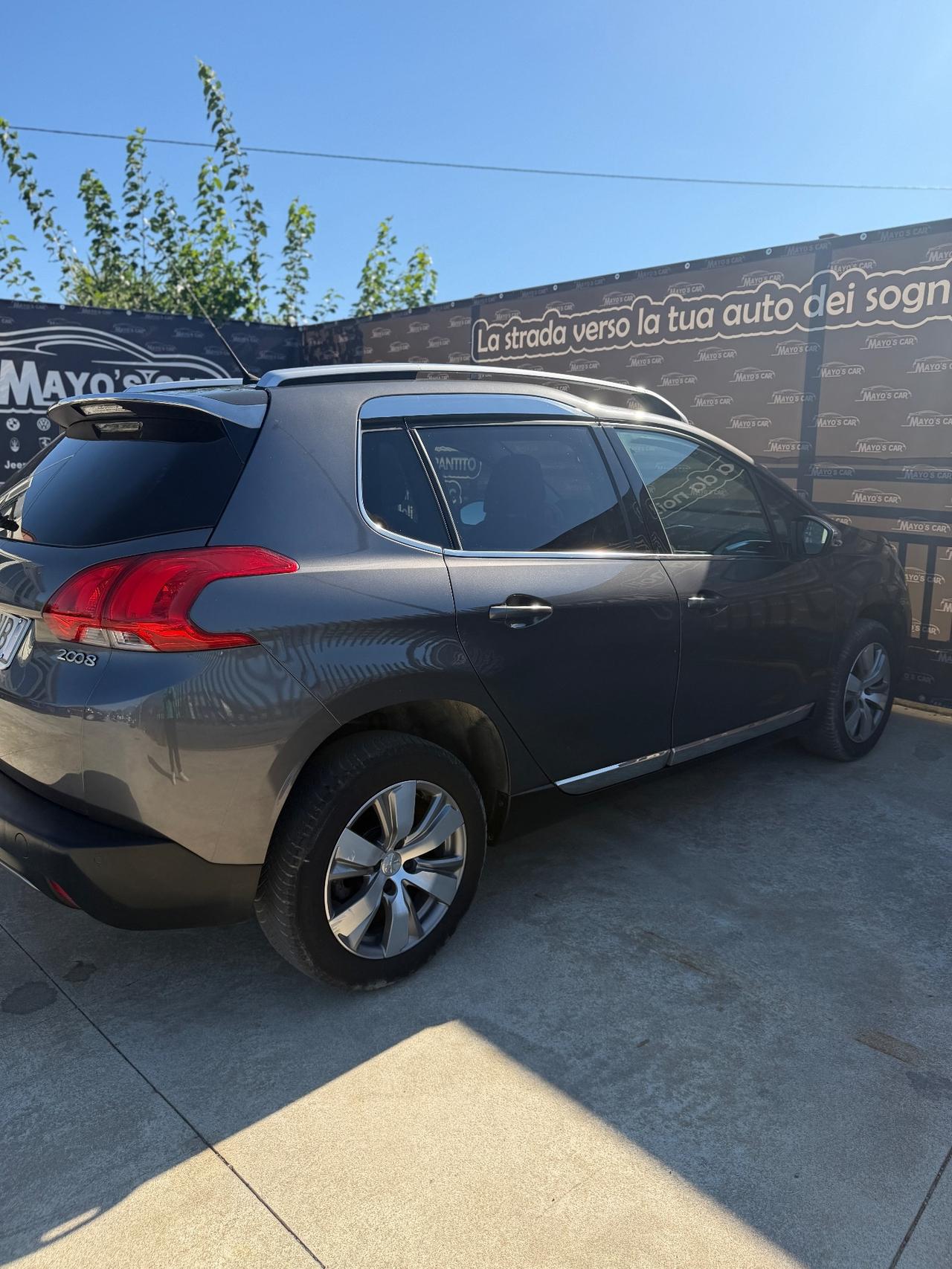 PEUGEOT 2008 (anno 2016)