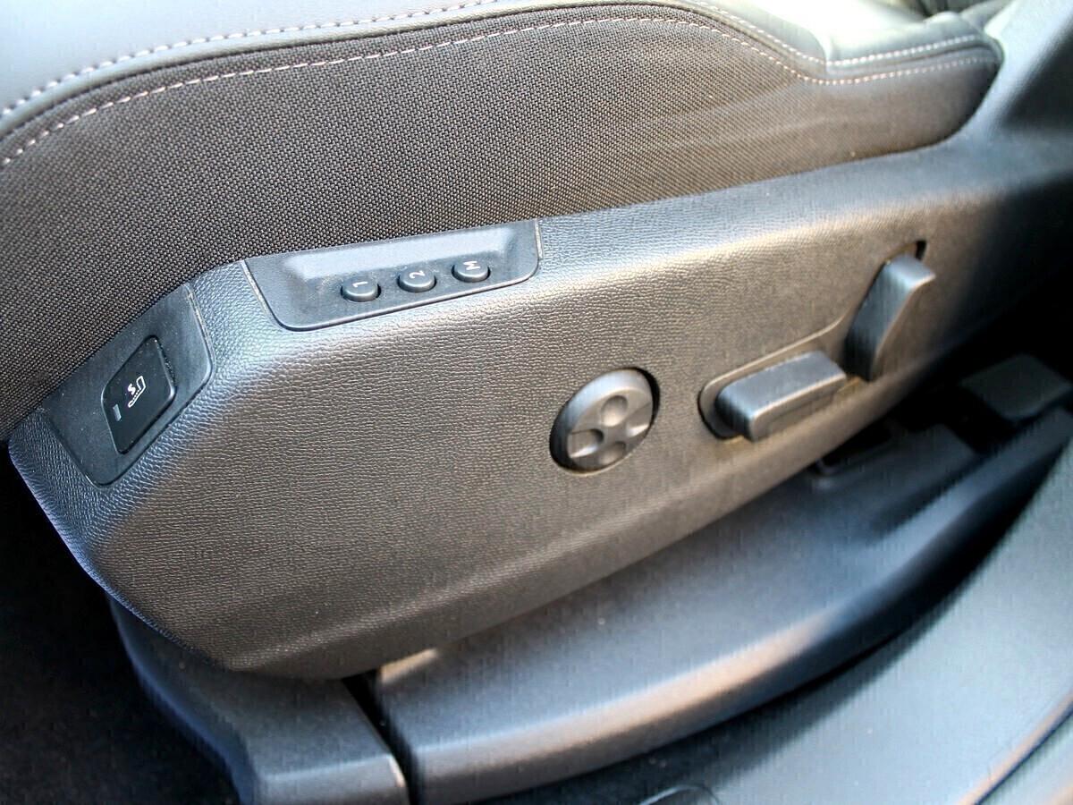 Peugeot 3008 1.5hdi Allure EAT8 TETTO PELLE LED CAM