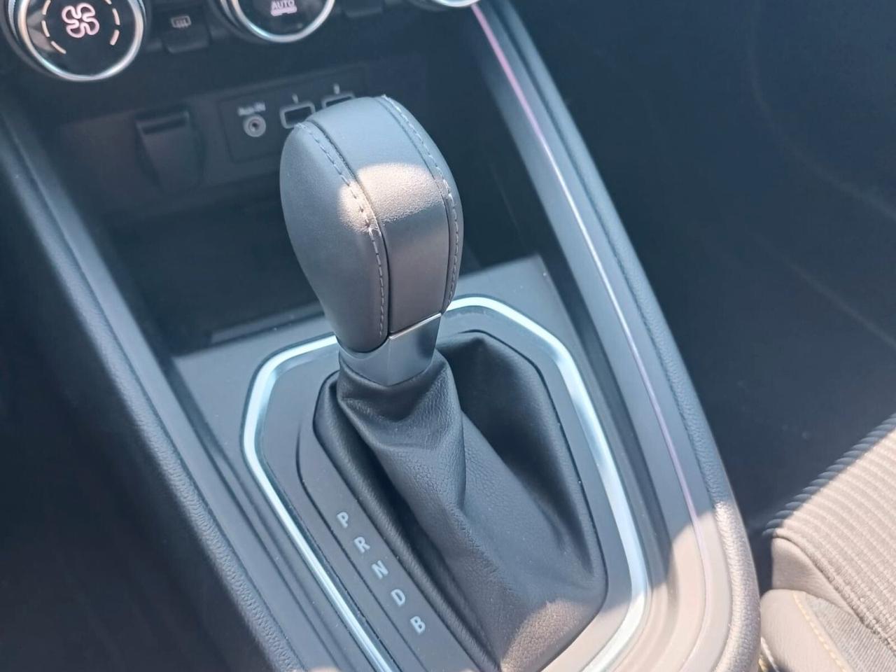 Renault Clio Full Hybrid E-Tech 145 CV 5 porte Techno
