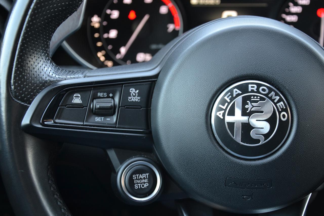 Alfa Romeo Giulia 2.0 TURBO 200CV AT8 **PREZZO VERO*UNIPRO'*ITALIANA