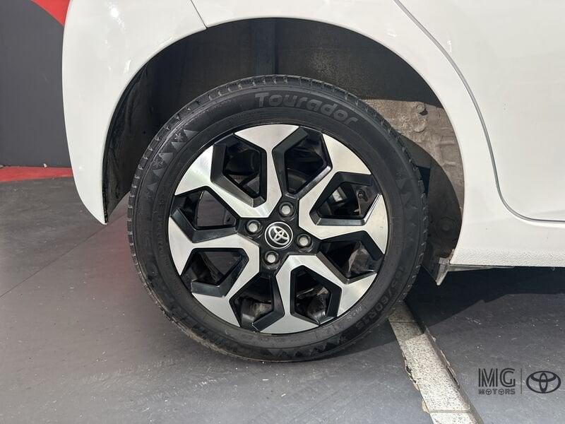 Toyota Aygo Connect 1.0 VVT-i 72 CV 5 porte x-play