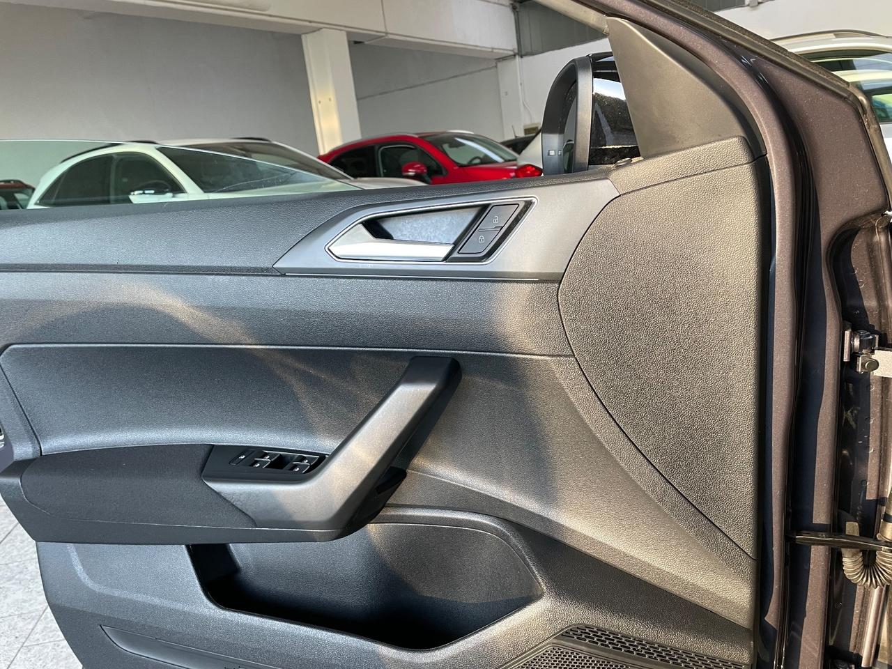 Volkswagen Taigo 1.0 TSI 115 CV DSG R-Line Clima Aut.