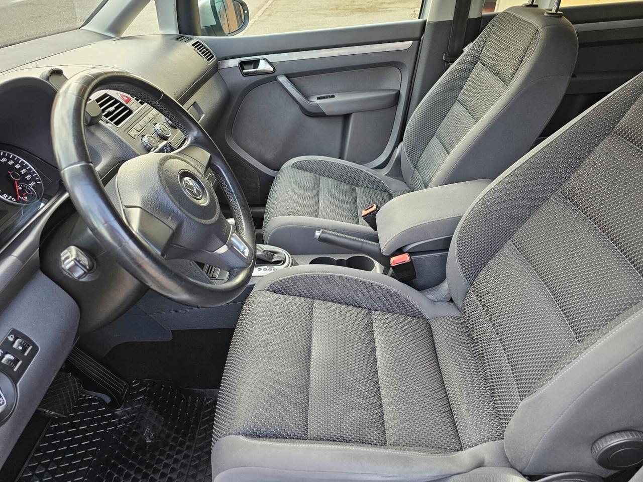 Volkswagen Touran 1.6 TDI 105cv DSG Trendline*Navi*Pdc*5Posti*