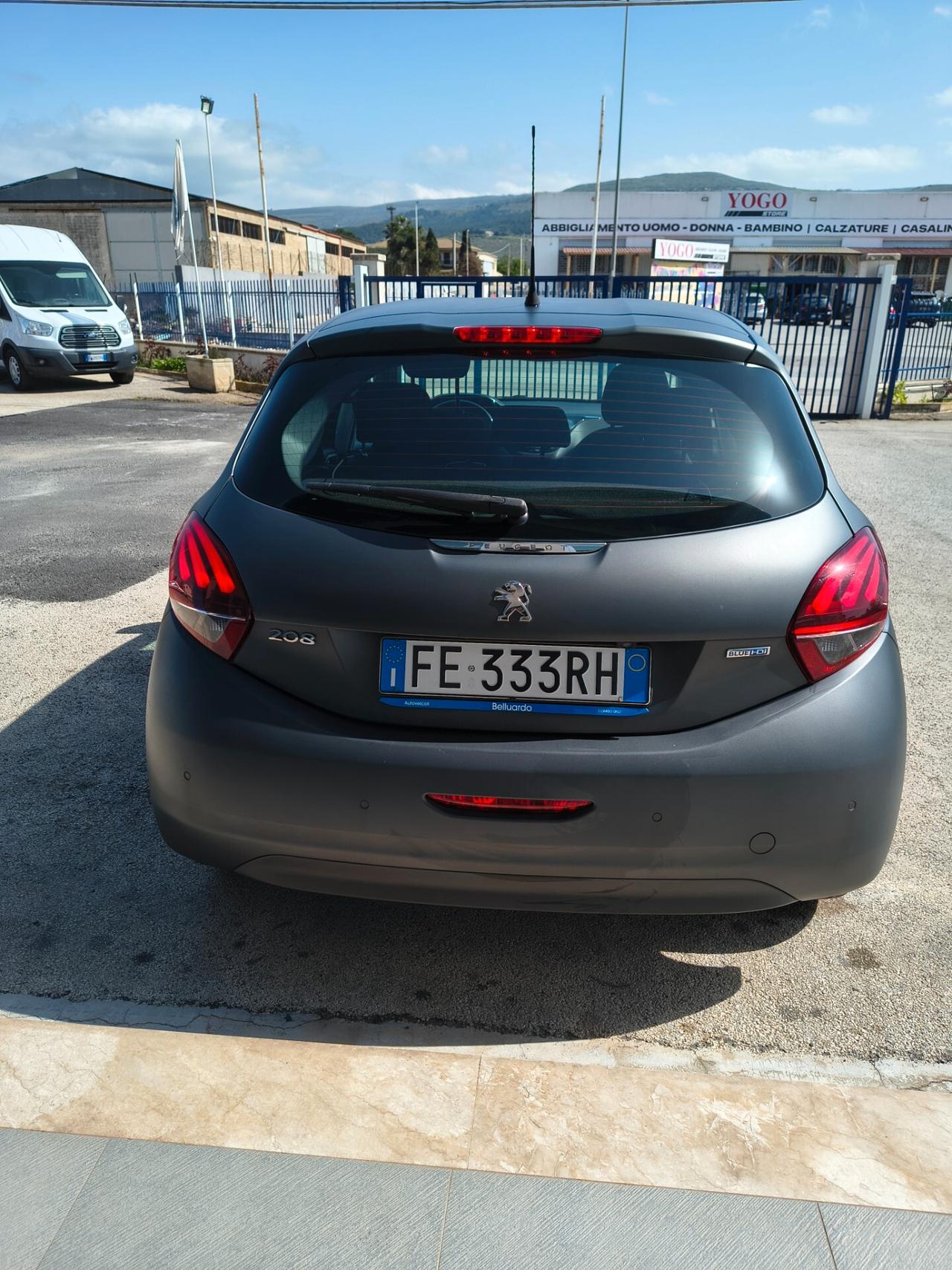 Peugeot 208 BlueHDi 75 5 porte Allure ICE Grey