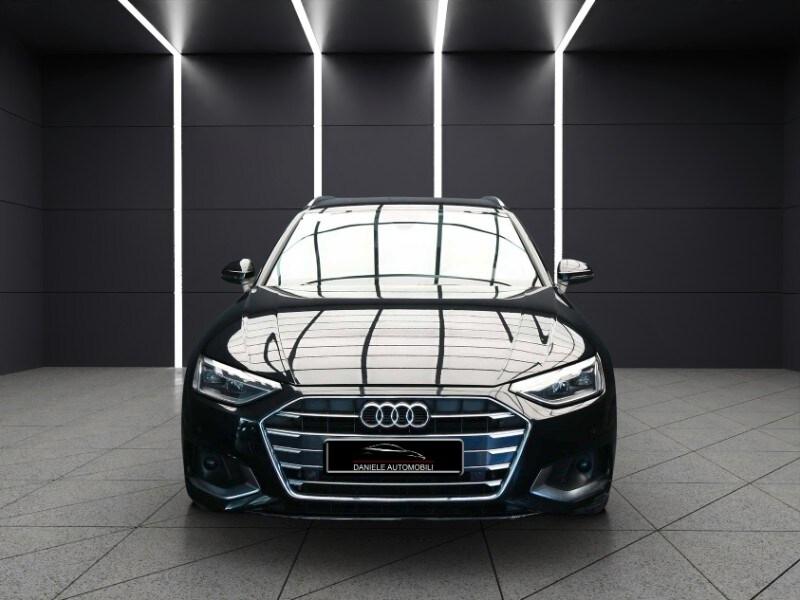 AUDI A4 5ª serie A4 Avant 30 TDI/136 CV S tron...