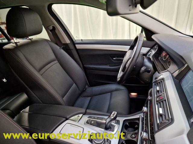 BMW 530 d xDrive 249CV Touring Luxury