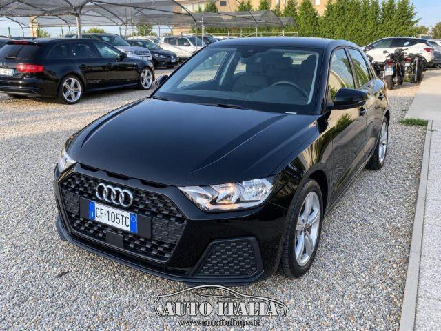 AUDI A1 SPB 25 TFSI Identity Black