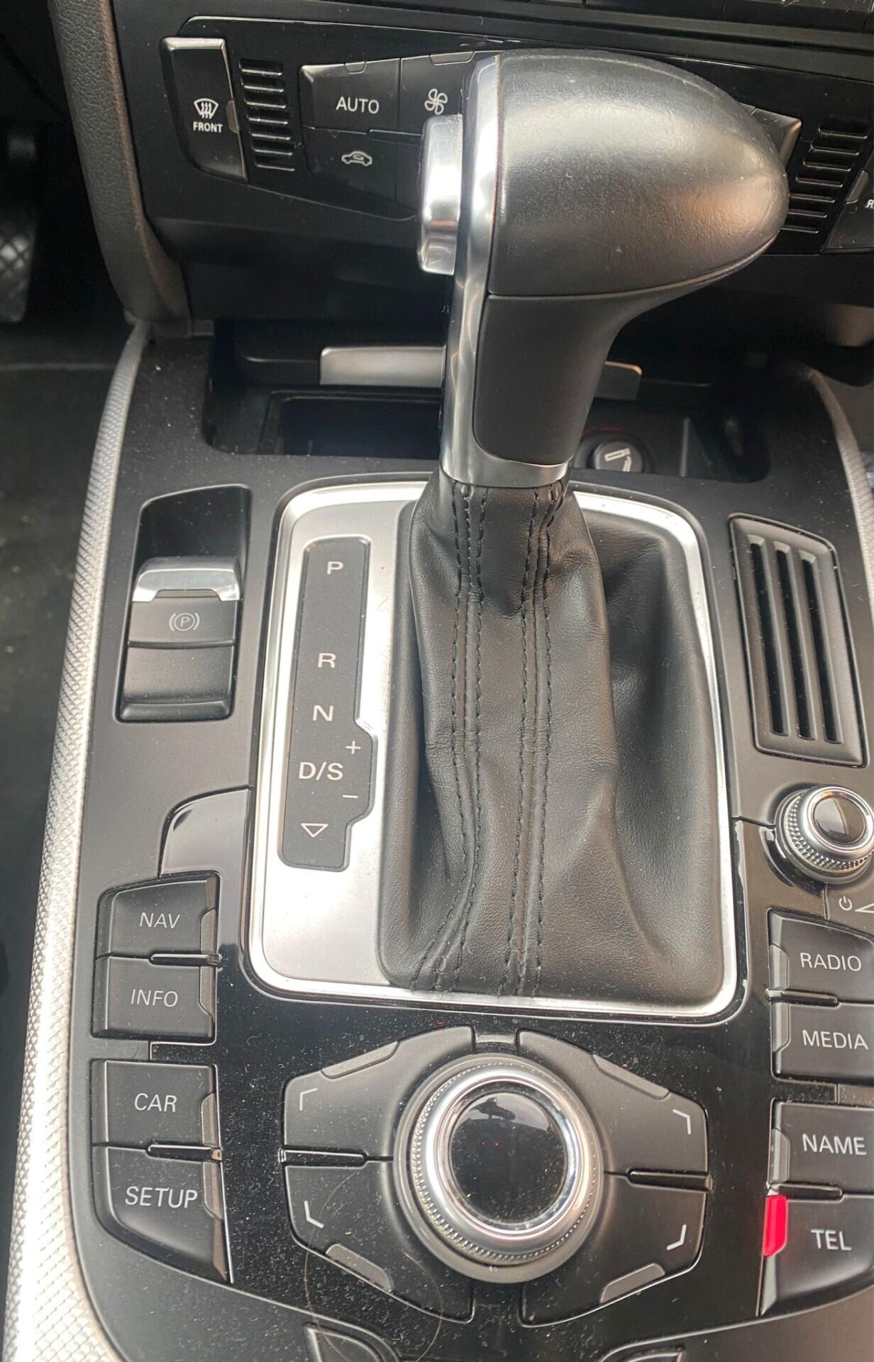 Audi A4 Avant 2.0 TDI 177CV quattro Business Plus