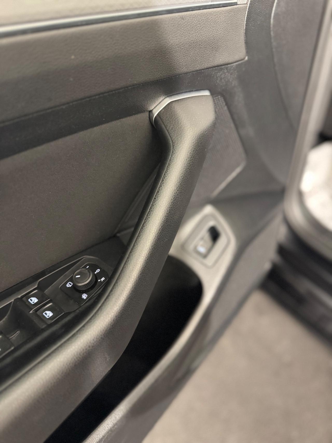 Volkswagen Passat Variant 2.0 TDI SCR EVO DSG Business