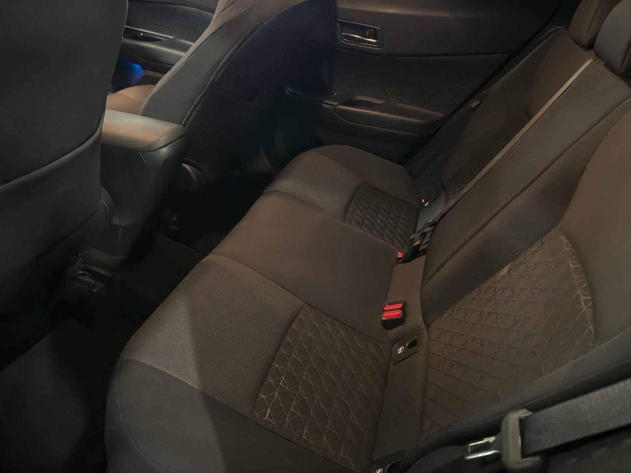 Toyota C-HR 2.0 Hybrid E-CVT Trend 184CV