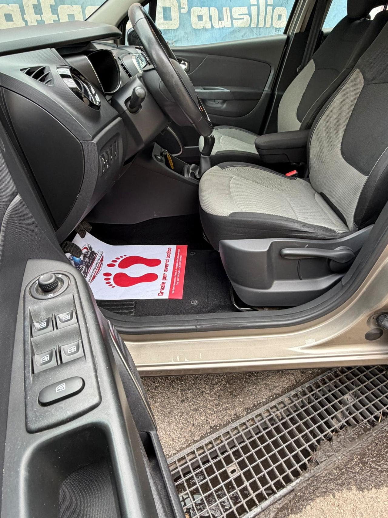 Renault Captur dCi 8V 90 CV EDC Start&Stop Energy Iconic